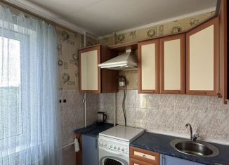 Сдаю в аренду 2-комнатную квартиру, 55 м2, Йошкар-Ола, улица Лебедева, 53, микрорайон Нагорный