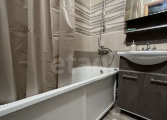 Аренда 1-комнатной квартиры, 40 м2, Тюмень, улица Ю.-Р.Г. Эрвье, 12