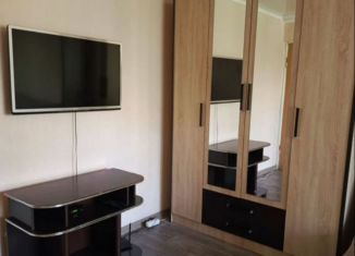 Сдам 1-ком. квартиру, 36 м2, Пятигорск, улица Адмиральского, 8к4