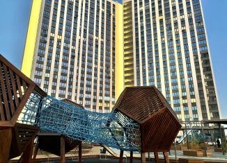 Продаю 3-ком. квартиру, 85.4 м2, Тюмень, Краснооктябрьская улица, 8, ЖК ДОК