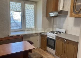 Продаю 1-ком. квартиру, 32 м2, Тюмень, Калининский округ, улица Карла Маркса, 129