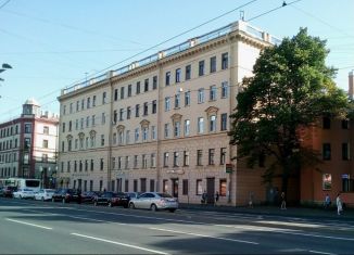 Продам торговую площадь, 71.9 м2, Санкт-Петербург, проспект Стачек, 4/1, Кировский район