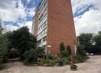 Продается 3-комнатная квартира, 59 м2, Воткинск, Пролетарская улица, 37