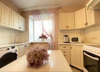 Продажа 2-ком. квартиры, 52 м2, Сысерть, улица Карла Либкнехта, 42