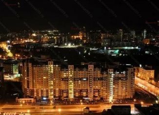 Продается 4-комнатная квартира, 195 м2, Екатеринбург, улица Маршала Жукова, 13