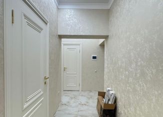 Продажа 1-ком. квартиры, 45 м2, Махачкала, проспект Насрутдинова, 162