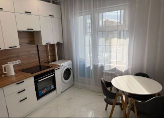 Сдаю в аренду однокомнатную квартиру, 37 м2, Якутск, проспект Михаила Николаева, 2/3с1