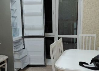 Сдам в аренду 1-ком. квартиру, 41 м2, Республика Башкортостан, улица Энтузиастов, 13