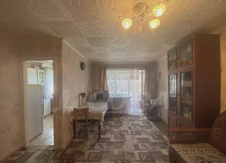 Продам 2-ком. квартиру, 42.8 м2, Тюмень, Калининский округ, Пышминская улица, 3А