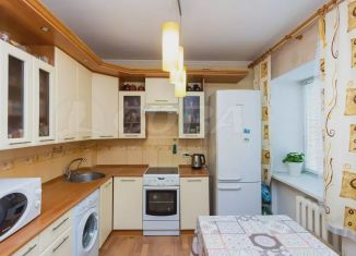 Продается 3-комнатная квартира, 80 м2, Тюмень, Калининский округ, улица Демьяна Бедного, 98к4