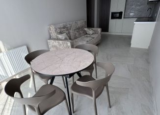 Сдам 3-ком. квартиру, 65 м2, Ростов-на-Дону, Привокзальная улица, 3/1