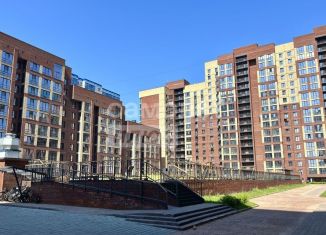 Продается трехкомнатная квартира, 63.9 м2, Барнаул, Пролетарская улица, 151к1, ЖК Ютссон