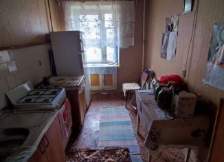 Продам 2-комнатную квартиру, 52 м2, Алексин, Пионерская улица, 8К2