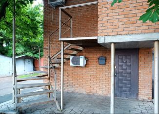 Сдаю в аренду 1-ком. квартиру, 35 м2, Краснодар, Колхозная улица, 26, микрорайон Табачная Фабрика