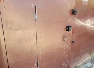 Продаю гараж, 18 м2, Псков