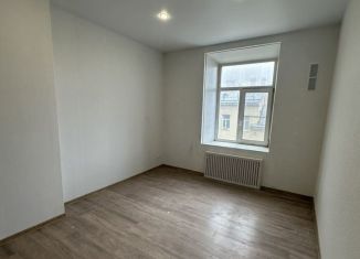 Продам комнату, 16 м2, Санкт-Петербург, Бронницкая улица, 37