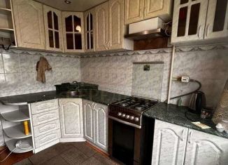 Сдам 2-ком. квартиру, 54 м2, Старый Оскол, микрорайон Студенческий, 18