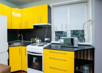 Продаю однокомнатную квартиру, 34 м2, Кыштым, улица Освобождения Урала, 7