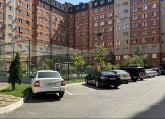 Трехкомнатная квартира на продажу, 88 м2, Дагестан, проспект М. Омарова, 18