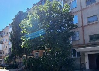 Двухкомнатная квартира на продажу, 44.9 м2, Керчь, улица Марата, 3