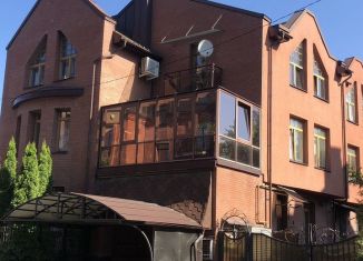 Продаю многокомнатную квартиру, 283 м2, Санкт-Петербург, 3-я линия 1-й половины, 69, 3-я линия 1-й половины