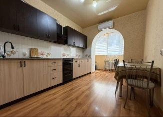 Продам 2-комнатную квартиру, 45 м2, Краснодар, Московская улица, 148к2, Музыкальный микрорайон