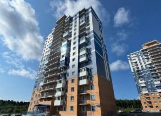 3-комнатная квартира на продажу, 70.8 м2, Березники, улица Геннадия Братчикова, 4