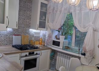 2-комнатная квартира на продажу, 50 м2, Обнинск, улица Курчатова, 18