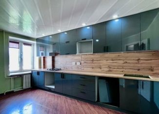 Продаю 3-комнатную квартиру, 82.4 м2, Орёл, улица Льва Толстого, 2А, Железнодорожный район