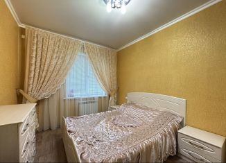 Сдам в аренду 3-комнатную квартиру, 81 м2, Бузулук, Краснодарская улица, 95А