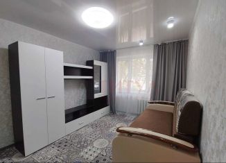 Продам двухкомнатную квартиру, 48 м2, Старый Оскол, микрорайон Интернациональный, 10