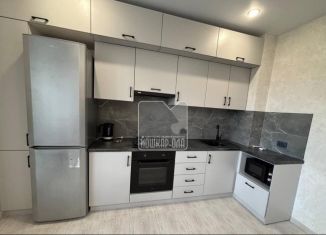 Продаю 1-ком. квартиру, 38 м2, Йошкар-Ола, бульвар Данилова, 8А, микрорайон Дубки