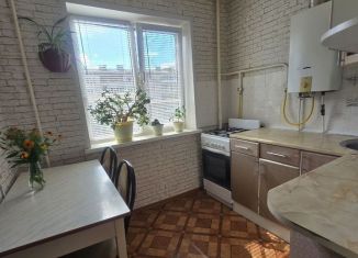 Продается 3-комнатная квартира, 58.1 м2, Йошкар-Ола, улица Мира, 101