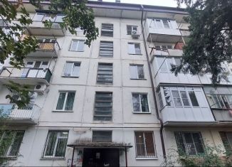 Продается 1-комнатная квартира, 31.1 м2, Ессентуки, улица Долина Роз, 4