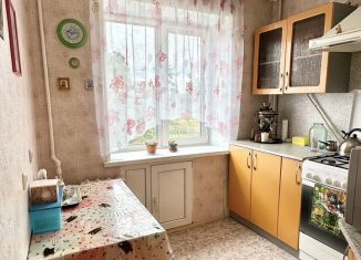 Продается 3-ком. квартира, 52 м2, Миасс, улица Готвальда, 54