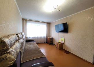 Продажа трехкомнатной квартиры, 52.1 м2, Туймазы, улица 70 лет Октября, 7