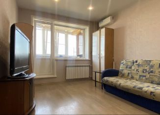 Продается однокомнатная квартира, 38 м2, село Подстёпки, Полевая улица