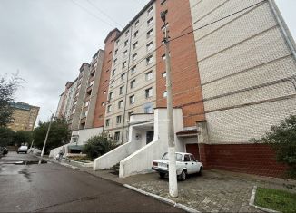 Продаю 2-комнатную квартиру, 66 м2, Чита, улица Подгорбунского, 50