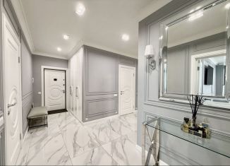 Продаю 3-ком. квартиру, 110 м2, Краснодар, Промышленная улица, 49/2, микрорайон Центральный