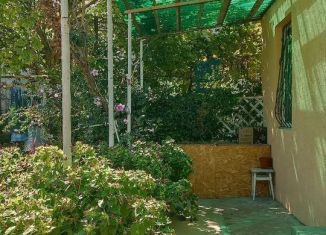 Продается двухкомнатная квартира, 57 м2, Евпатория, улица Дёмышева, 8