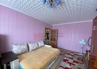 Продаю однокомнатную квартиру, 38 м2, Белгородская область, микрорайон Южный, 3