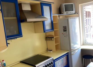 Продам двухкомнатную квартиру, 48.3 м2, Череповец, Первомайская улица, 38