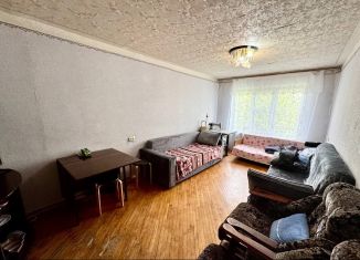 Продается 2-комнатная квартира, 47 м2, Ставрополь, улица Доваторцев, 49/4