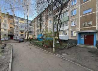 Продам 4-ком. квартиру, 77.1 м2, Ярославль, проспект Дзержинского, 65А