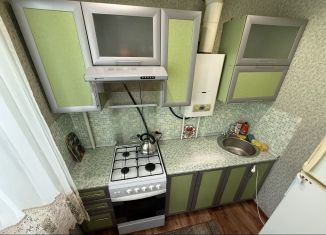 Сдается в аренду трехкомнатная квартира, 65 м2, Выкса, переулок Красные Зори, 2