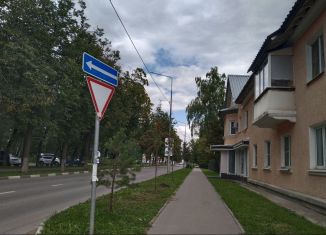 Трехкомнатная квартира на продажу, 59.9 м2, Новомосковск, Берёзовая улица, 16