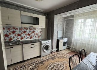 Сдается 2-комнатная квартира, 60 м2, Избербаш, улица Г. Гамидова, 83Б