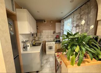 Продам двухкомнатную квартиру, 50.5 м2, Обнинск, улица Красных Зорь, 29