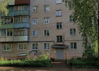 Продам 3-комнатную квартиру, 59.5 м2, Алексин, Солнечный проезд, 2/16