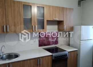 Сдаю в аренду 1-комнатную квартиру, 35 м2, Старый Оскол, ЖК Учительский, микрорайон Северный, 35